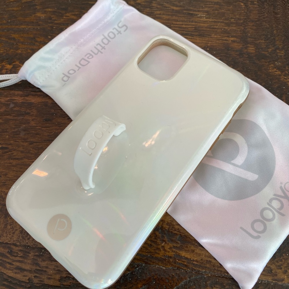 Opal Loopy iPhone 11 case